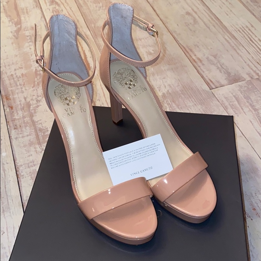 NIB Vince Camuto Balindia pink nude neutral heels